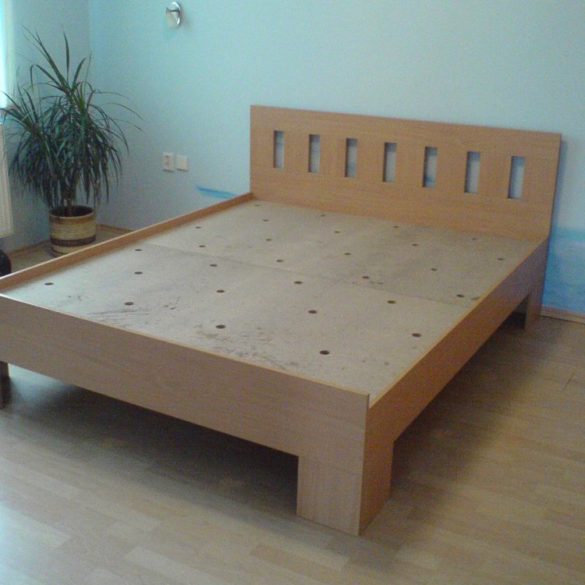 Výroba dřevěné postele